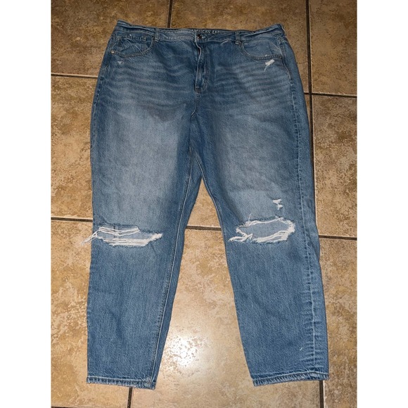 American Eagle Outfitters Denim - American Eagle Mom Jeans Size 24 Long